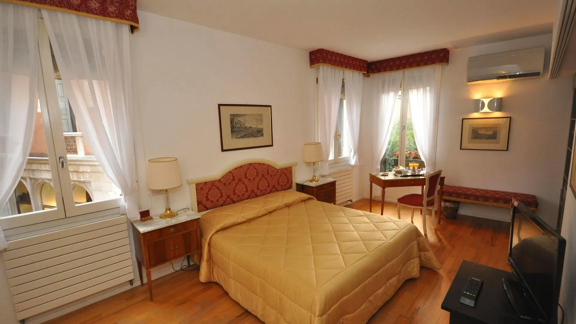 Hotel Casa Petrarca Венеция