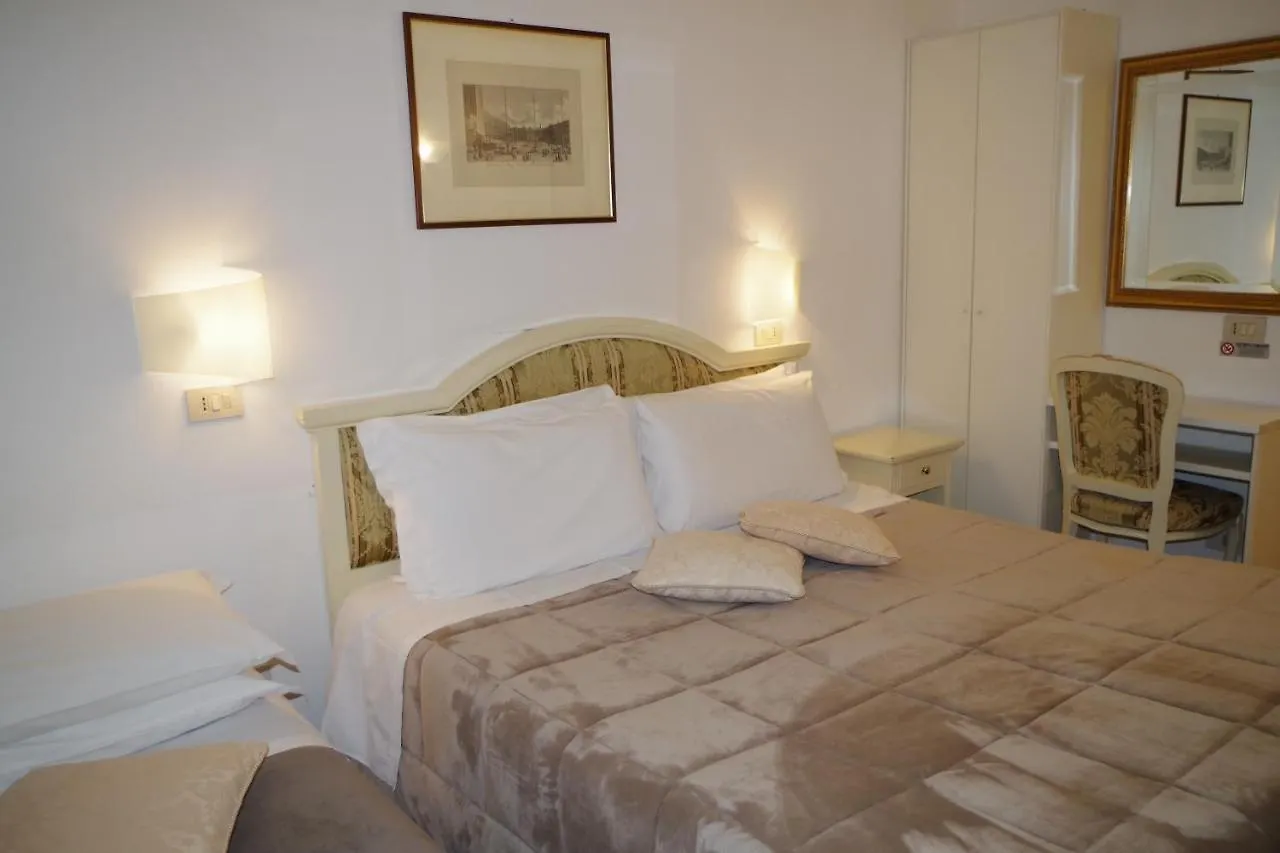 Hotel Casa Petrarca Venedig 0*,  Italien